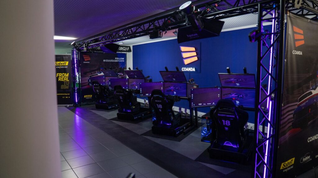 Purple Lounge Coanda Esports