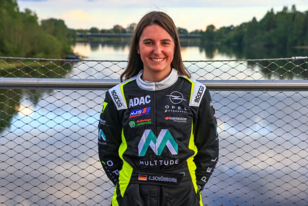 Claire Schönborn Purple Racing Center